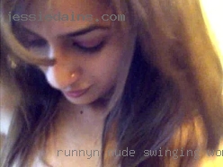 Runnyn nude swinging women singles carlina near NH.